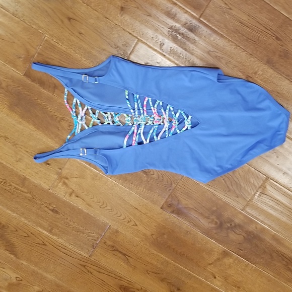 Lilly Pulitzer swimsuit - Picture 5 of 10
